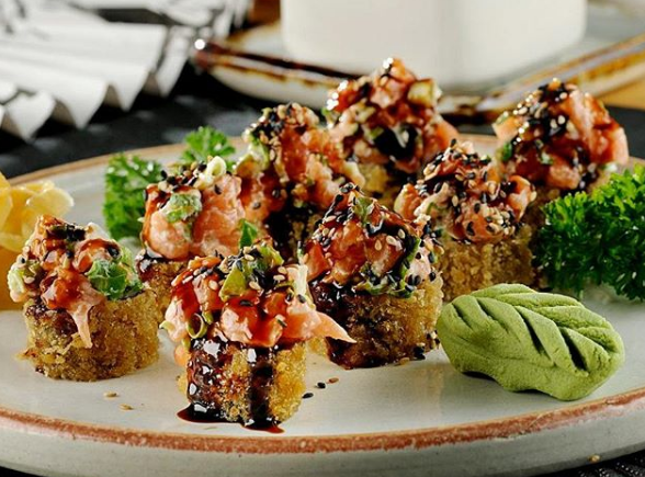 Mini-Hot de Salmão – 10 unidades