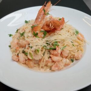 Espaguete com camarão